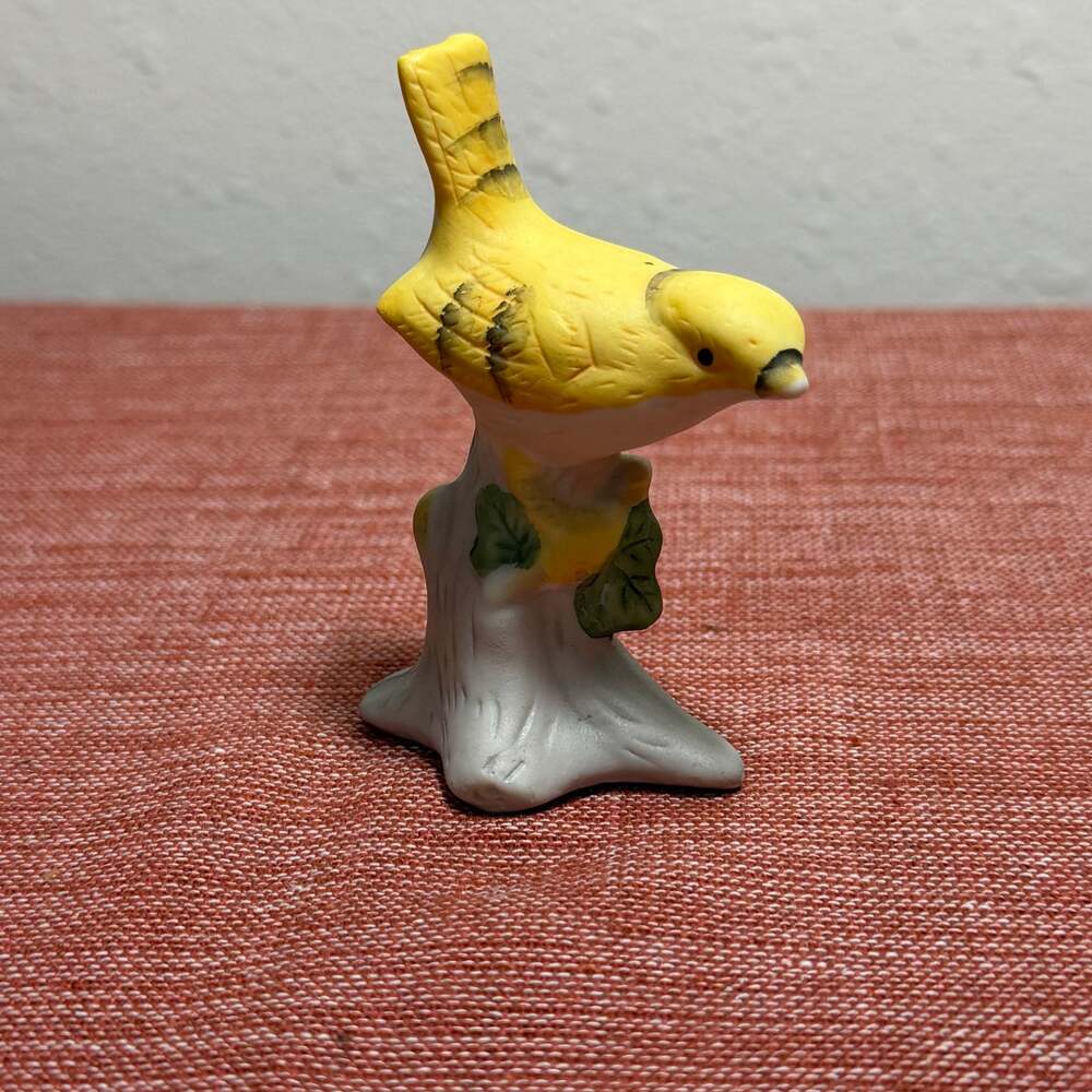 Vintage Miniature Porcelain Yellow Finch Goldfinch Bird on Stump Figurine 3"